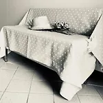 Mini-appartamenti, Lanterna Blu 3*