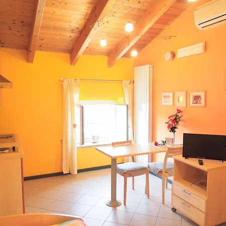 Mini-appartamenti, Lanterna Blu Mombello Monferrato