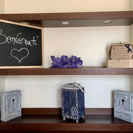 Konukevi Mini-appartamenti, Lanterna Blu