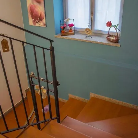 Konukevi Mini-appartamenti, Lanterna Blu 3*