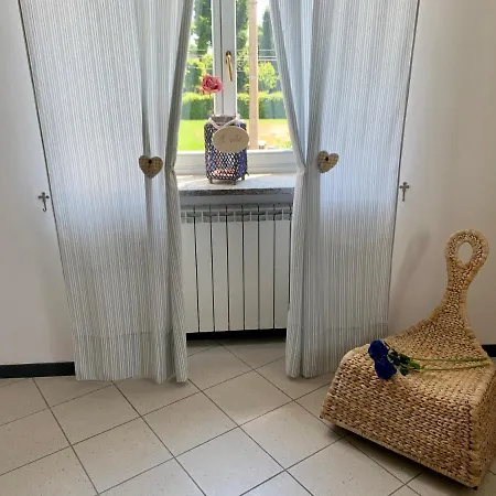 Mini-appartamenti, Lanterna Blu