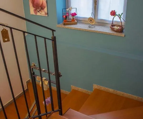 Гостевой дом Mini-appartamenti, Lanterna Blu 3*