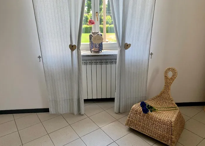 Mini-appartamenti, Lanterna Blu